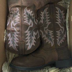 Corral Women’s Mid-Calf Cowgirl Boots